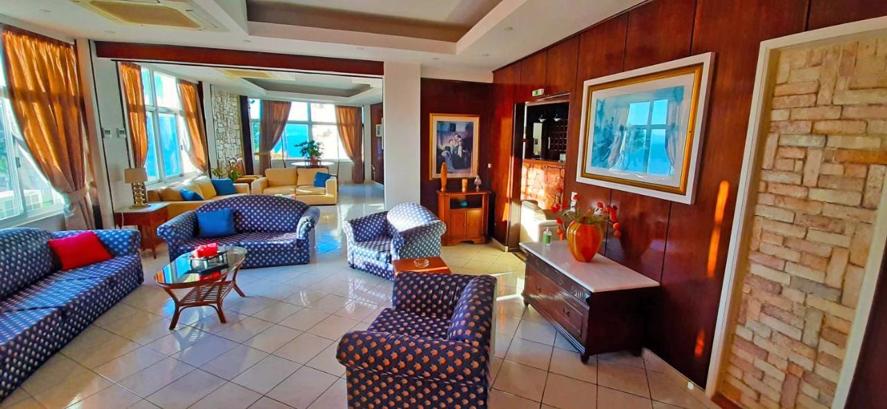 Mitho Hotel Spa Loutra Edipsou  Buitenkant foto